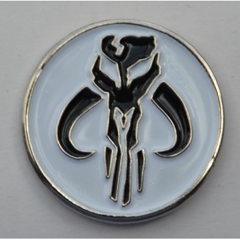 Star Wars Mandalorian Mythosaur Skull Pin Badge